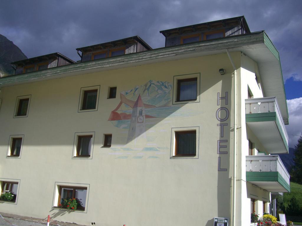 Reschnerhof Bed & Breakfast เรเซีย ภายนอก รูปภาพ