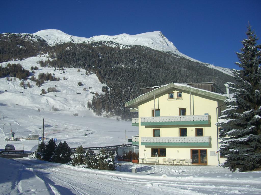 Reschnerhof Bed & Breakfast เรเซีย ภายนอก รูปภาพ